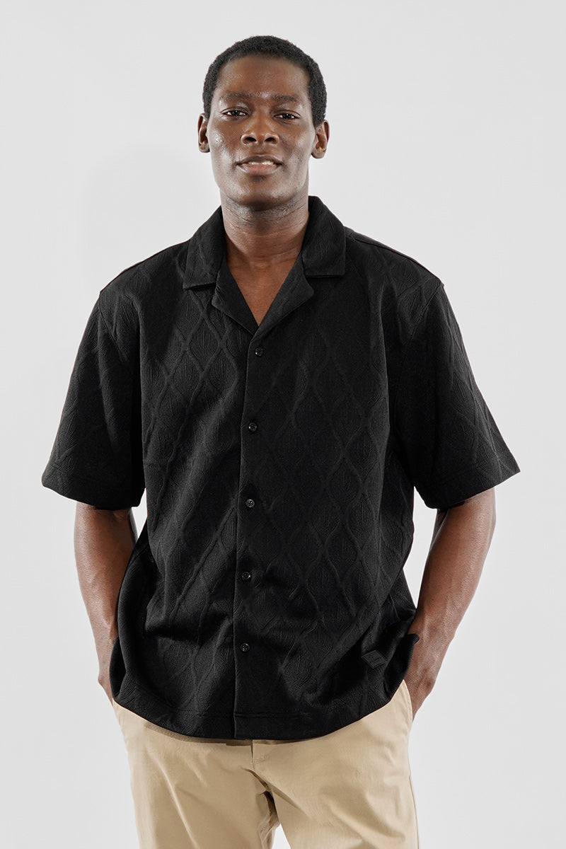 Saints Studio Solid Diamond Pattern Textured Camp Collar Casual Shirt