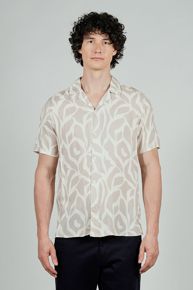 Stylexhange Vintage Patterned Camp Collar Button Up Casual Shirt - Cream