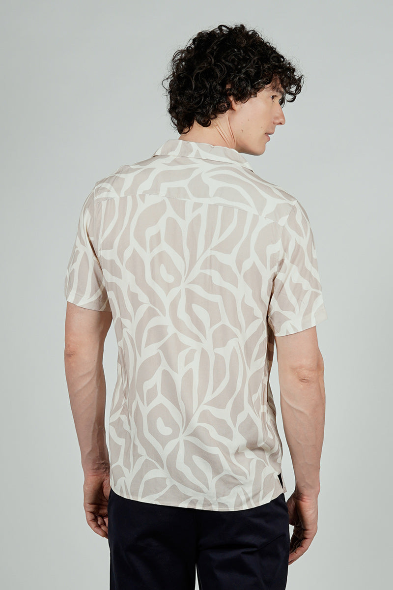 Stylexhange Vintage Patterned Camp Collar Button Up Casual Shirt - Cream